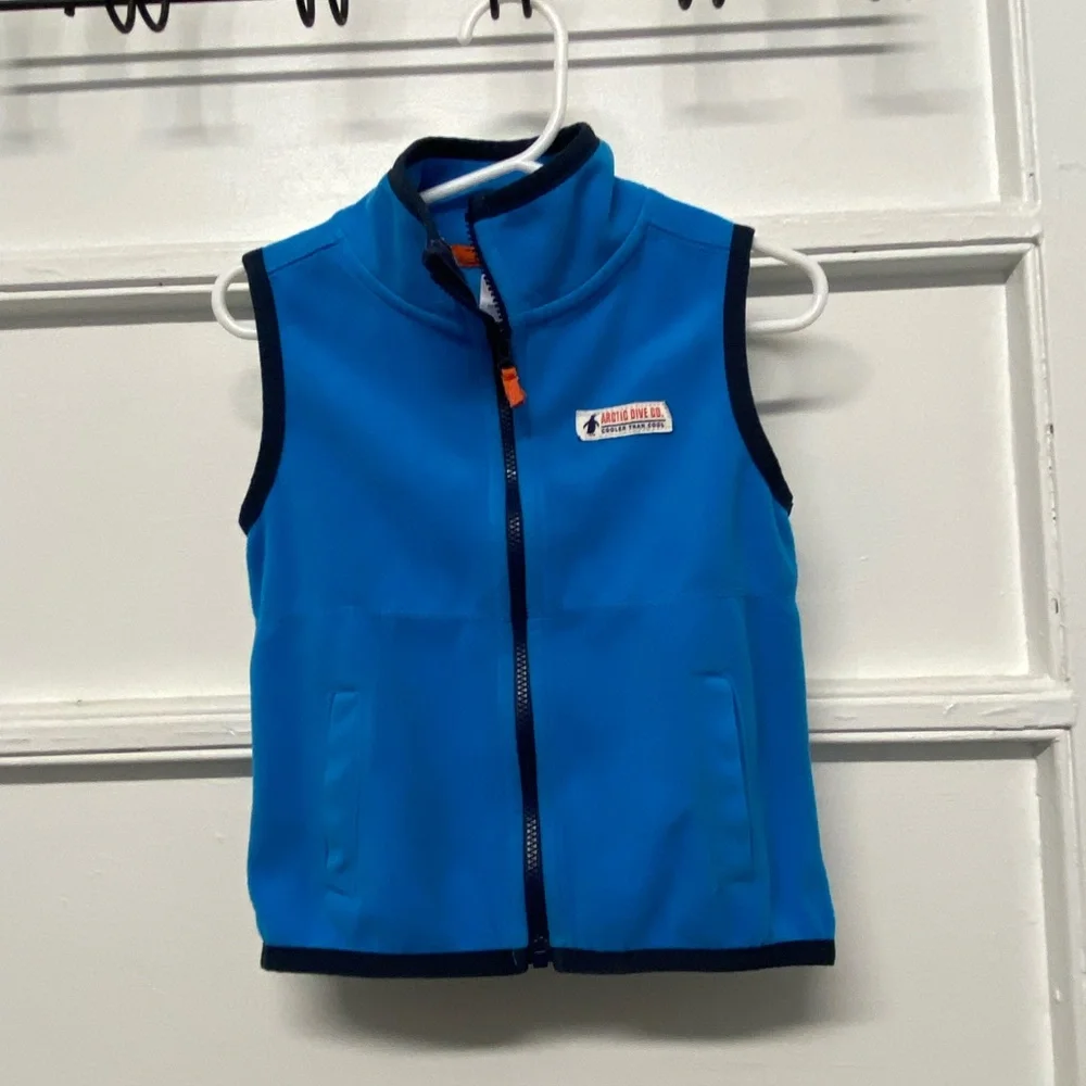 Boys 2T jacket and vests bundle of 3 pcs - Picture 5 of 10